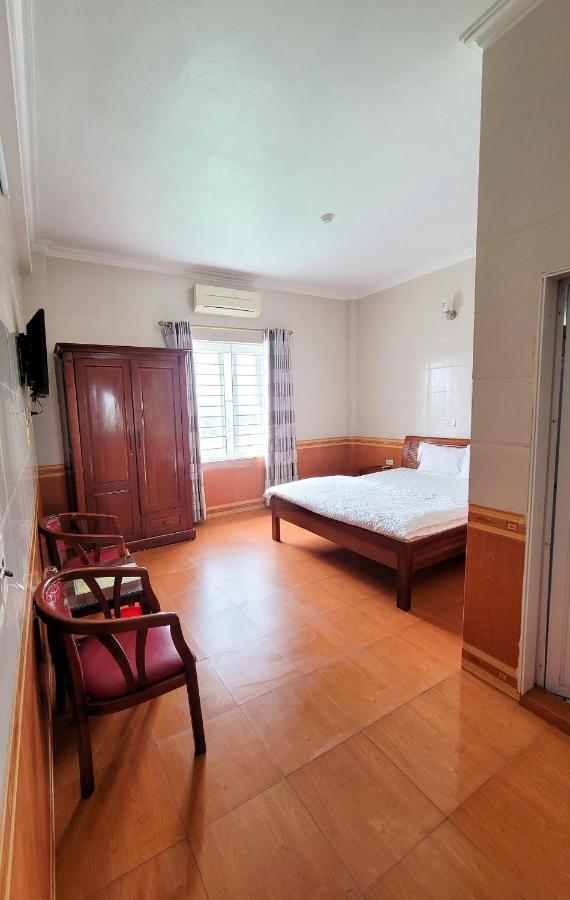 Phu Quy Hotel Provinz Hà Tĩnh Exterior foto